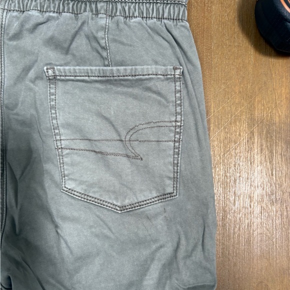 American Eagle Outfitters Olive Joggers - Picture 10 of 11